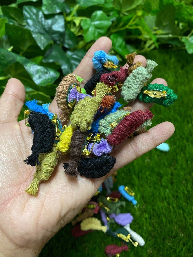 Macrame brooch shop