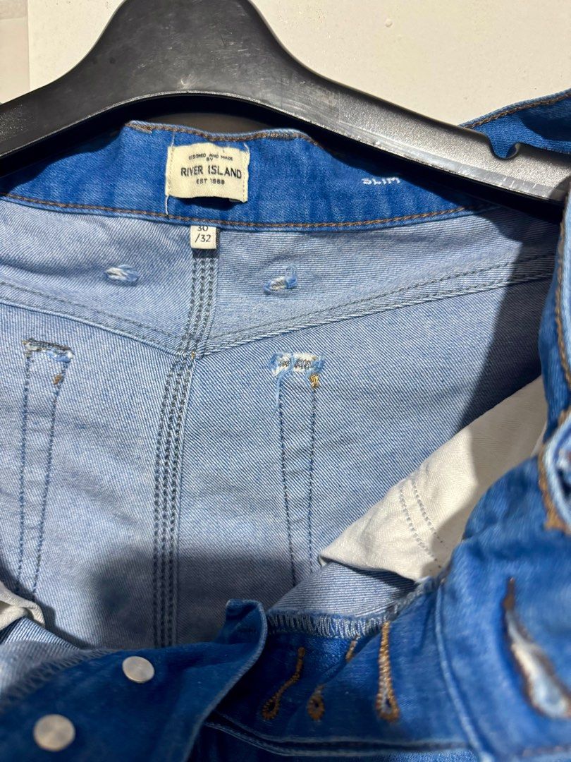 River Island Slim Fit Jeans (Category: Jeans) located in Caloocan City. Submitted by pickpieces (Listing ID 1337021887, Image 3). Description: used once only. .