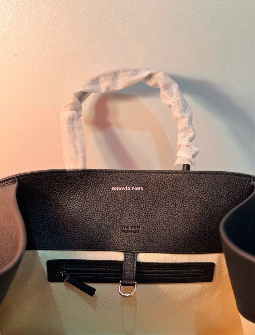 Row Margaux 17 (Available in Different Sizes & Colors) (Category: Luxury Bags & Wallets) located in Manila. Submitted by zenovia.r (Listing ID 1333299980, Image 3). Description: Available for PRE-ORDER (7-12 days ETA) 40% downpayment required then remaining balance will be paid upon arrival of item Authentic premium Actual photos posted You can also message me for other sizes of Margaux (Available also in diff colors) Kindly send a message for or