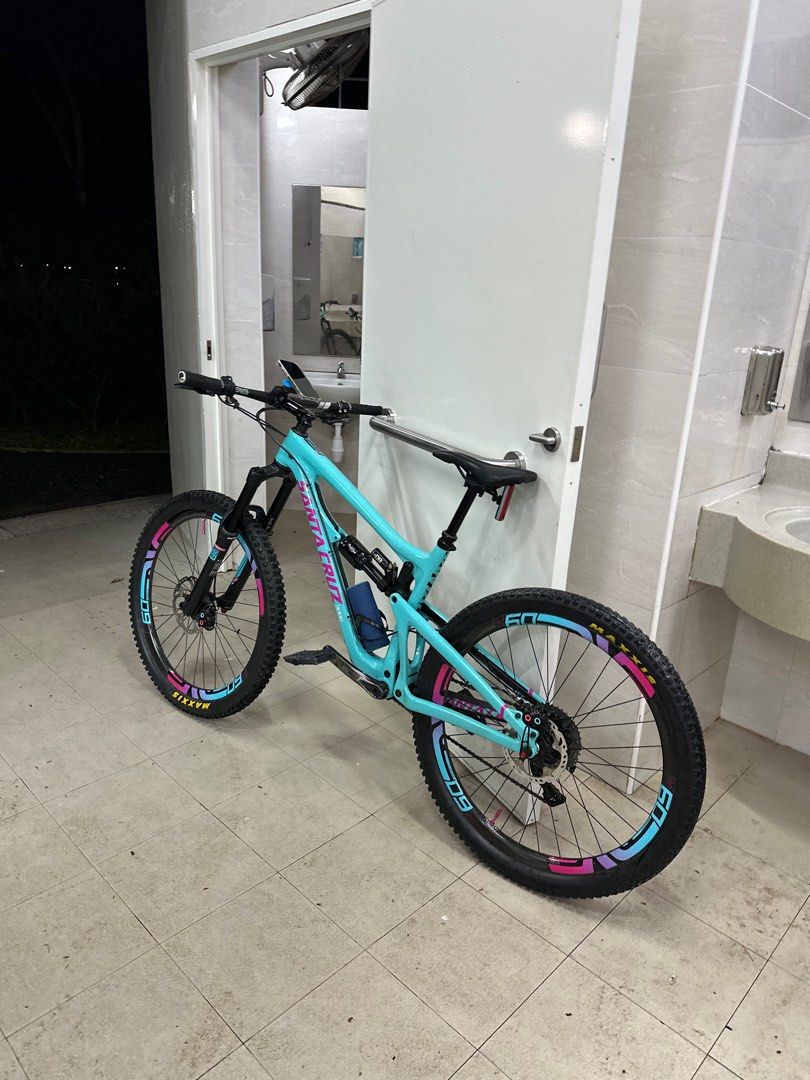 Santa Cruz Nomad V3