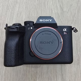 (Category: ) located in . Submitted by cameraequipments (Listing ID 1336987408, Image 1). Description: .