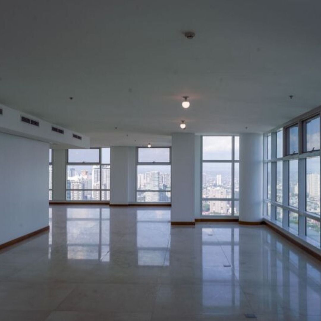 Spectacular View! 4BR Penthouse in Two Roxas Triangle, Property, For ...