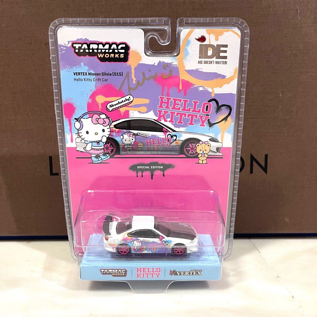 ターマックワークス1/64 ヴェルテックス 日産シルビア　ハローキティ ドリフト ターマックワークス 1／64スケール VERTEX、S15シルビア