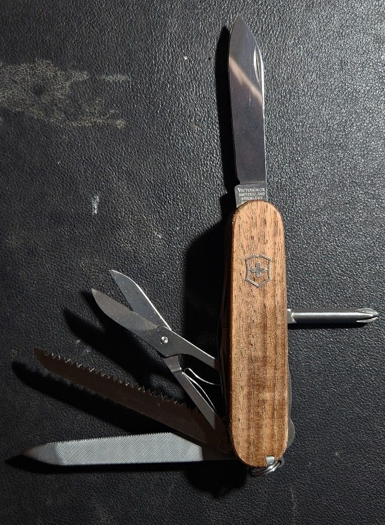 Victorinox master craftsman 2025