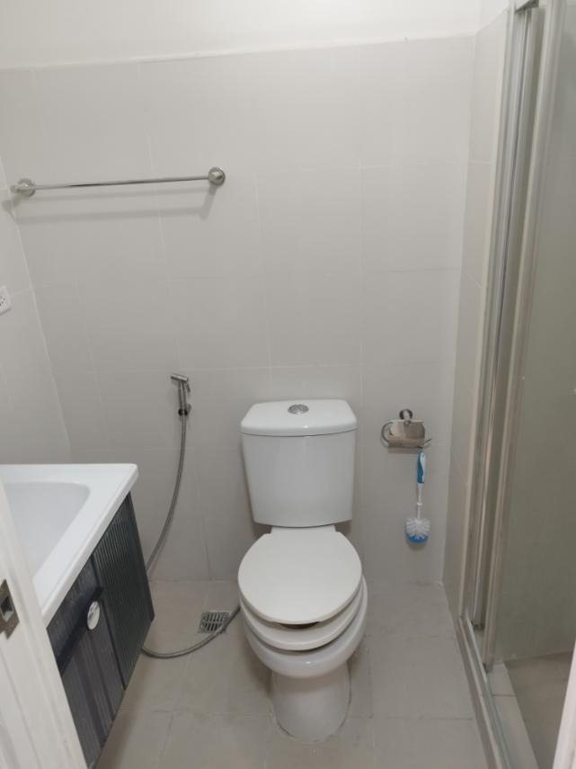 (Category: ) located in . Submitted by johnnathanbmc (Listing ID 1336892749, Image 1). Description: .