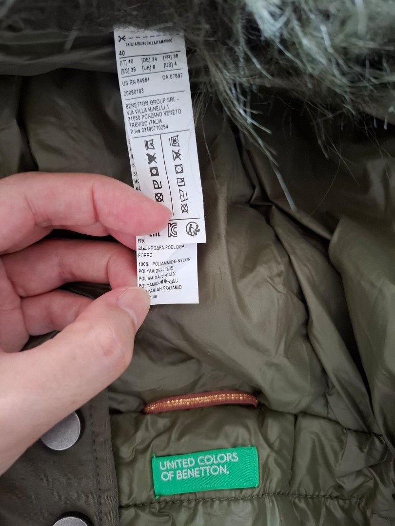 Winter Jacket (Category: Coats, Jackets and Outerwear) located in Singapore. Submitted by beginnew (Listing ID 1336879873, Image 3). Description: suitable for teenager slim fit..