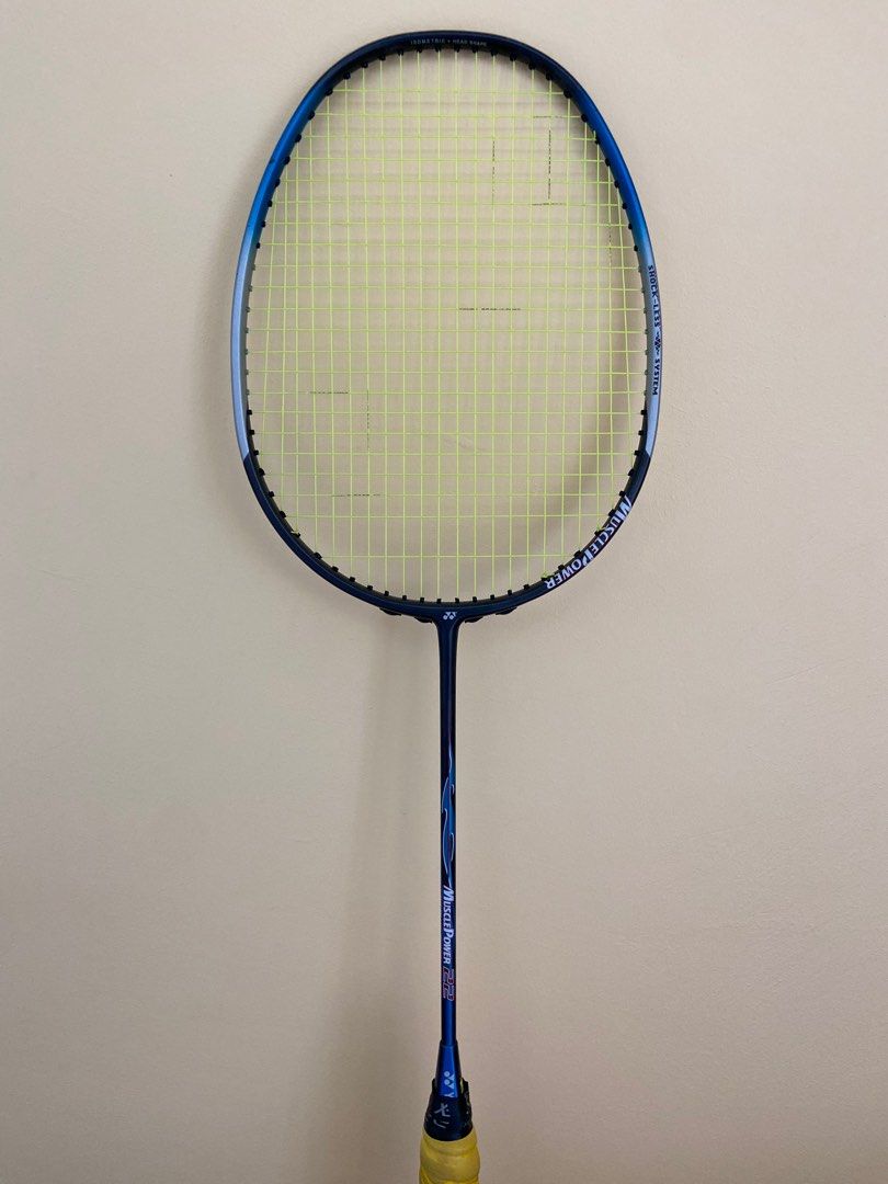 Muscle Power 66 Racket Yonex Muscle Power 22 with BG 66 Ultimax, Sports Equipment, Sports ...
