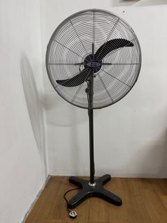 (Category: ) located in . Submitted by ikmalyusof1 (Listing ID 1337089728, Image 1). Description: .