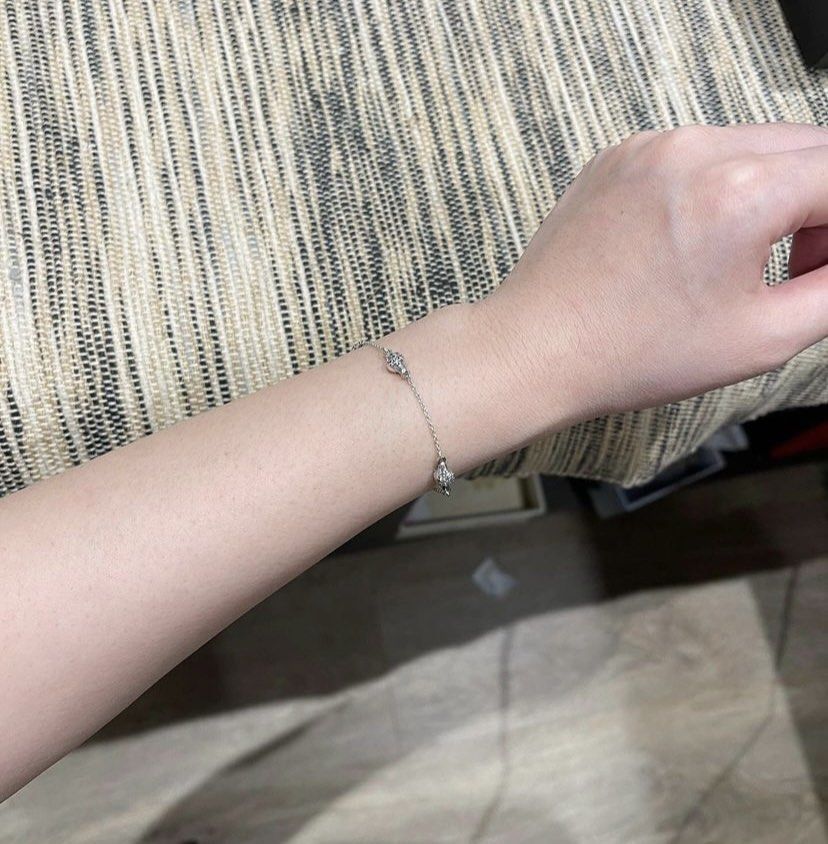 Modern lovepods bracelet sale
