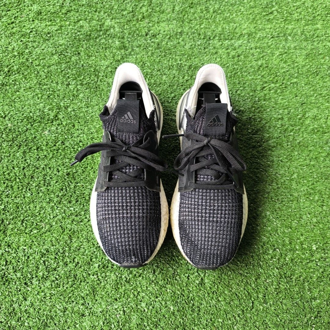 Womens ultra boost 19 oreo sale