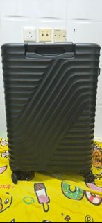 （分類：）位於 。 由 recycling_friendly 提交（商品編號 1337089861，圖片 1）。簡介： 。