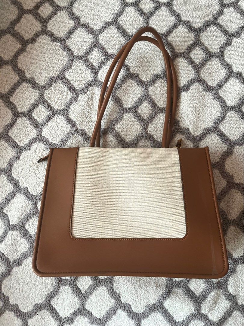 [AUTHENTHIC] Charles & Keith Daylla Canvas Bag Brown (Category: Shoulder Bags) located in Quezon City. Submitted by ferryrisse (Listing ID 1337086398, Image 2). Description: - originally bought for 4,399 - no issues!.