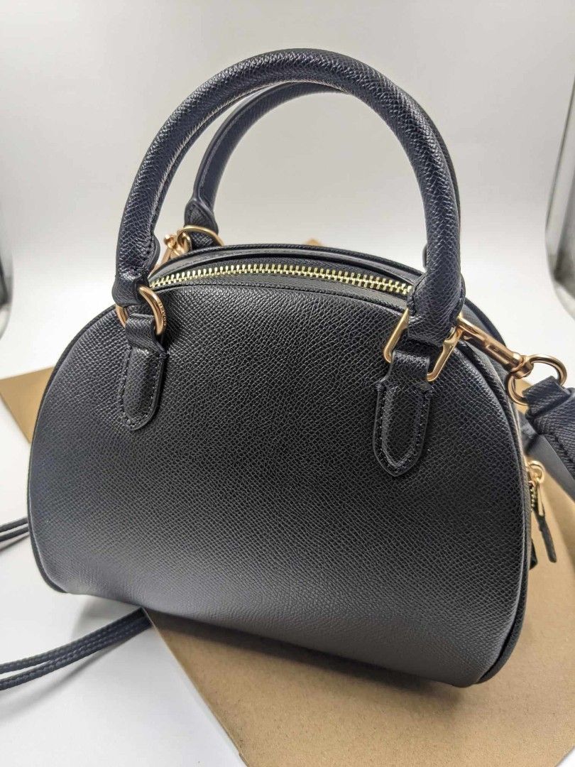 Authentic Coach Sydney Satchel (Category: Luxury Bags & Wallets) located in Las Pinas. Submitted by luxlahvu2017 (Listing ID 1337197399, Image 3). Description: Authentic Coach Sydney Satchel ( open for COD ).