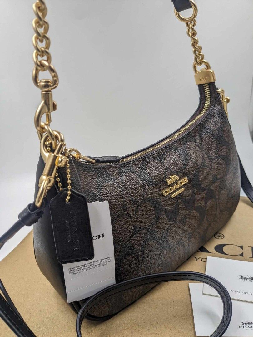 Authentic Coach Teri (Category: Luxury Bags & Wallets) located in Las Pinas. Submitted by luxlahvu2017 (Listing ID 1337171732, Image 1). Description: Authentic Coach Teri.