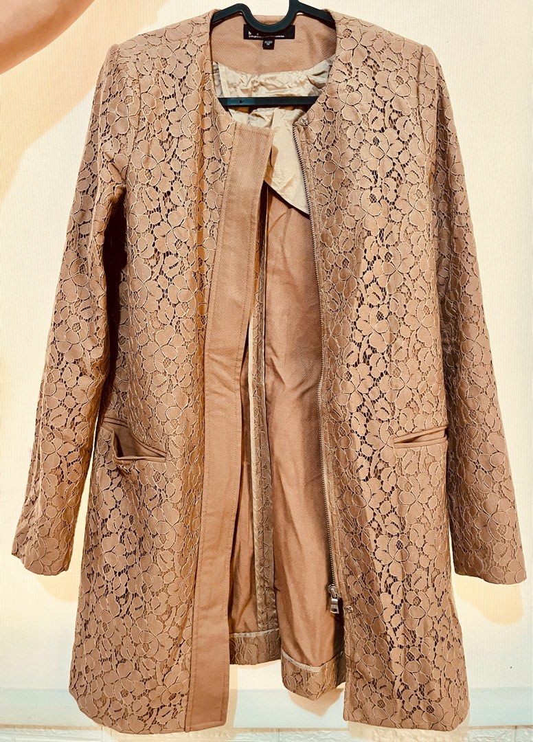 b+ab Long Blazer/ Coat Size Small From Hongkong (Category: Coats, Jackets and Outerwear) located in Cavite. Submitted by lermrr (Listing ID 1337067252, Image 1). Description: b+ab Long Coat Size for Women Size Small From Used once in South Korea.