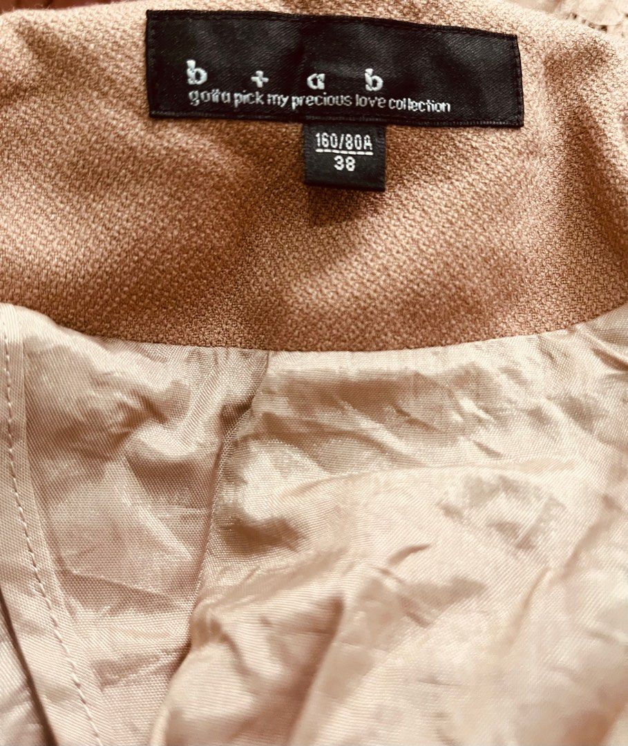 b+ab Long Blazer/ Coat Size Small From Hongkong (Category: Coats, Jackets and Outerwear) located in Cavite. Submitted by lermrr (Listing ID 1337067252, Image 2). Description: b+ab Long Coat Size for Women Size Small From Used once in South Korea.