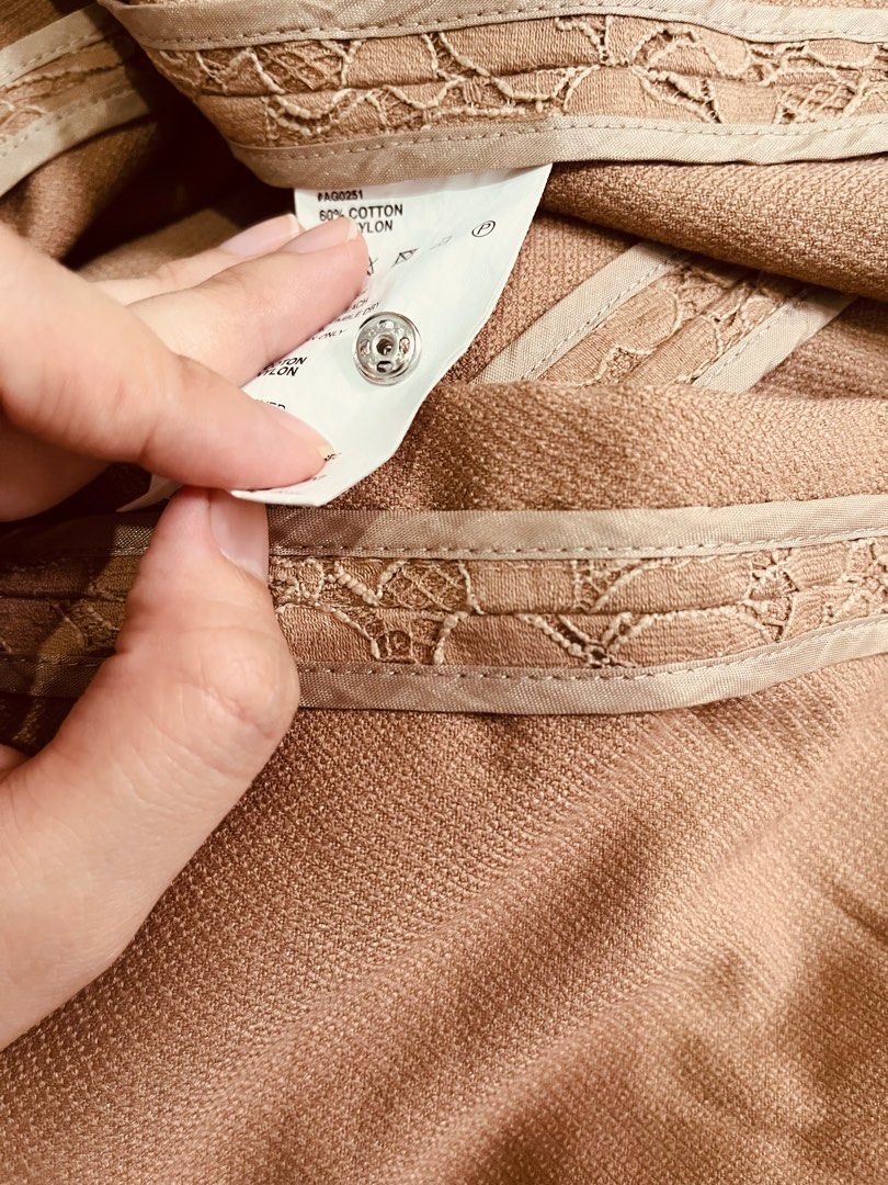 b+ab Long Blazer/ Coat Size Small From Hongkong (Category: Coats, Jackets and Outerwear) located in Cavite. Submitted by lermrr (Listing ID 1337067252, Image 3). Description: b+ab Long Coat Size for Women Size Small From Used once in South Korea.