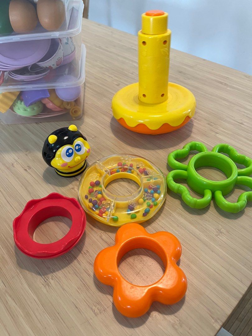 Bee Stacking Stacker Music sound Roy R Us Fisher Price, Babies & Kids ...