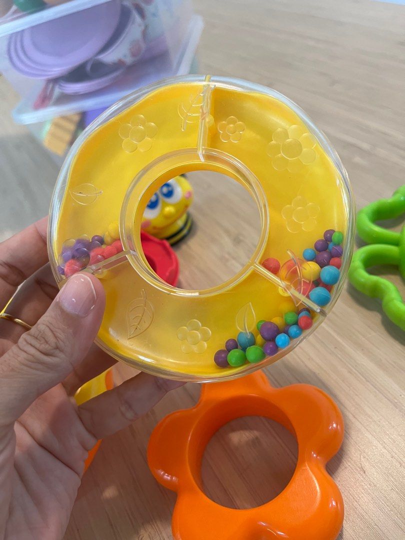 Bee Stacking Stacker Music sound Roy R Us Fisher Price, Babies & Kids ...