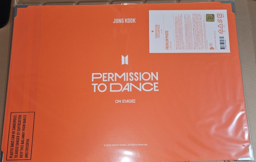 BTS Jungkook PTD Premium Photo (Category: K-Wave Merchandise) located in Dasmarinas. Submitted by Mallowsshi (Listing ID 1337153396, Image 3). Description: RFS: Out of Country Mint condition Sealed Can do meet-up: Makati -WalterMart Chino Roces -One Campus Place Taguig City Loc: Makati City WTS LFB BTS OFFICIAL MERCH.