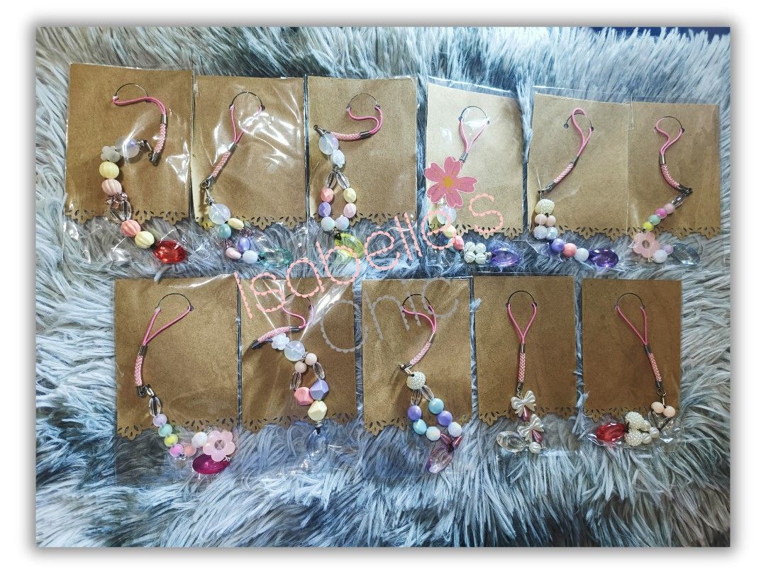 Cellphone charms (Category: Other Accessories) located in Imus. Submitted by cmp888 (Listing ID 1337234851, Image 2). Description: price range is 35-75 pesos only...diy wholesale price for resellers avail..,.