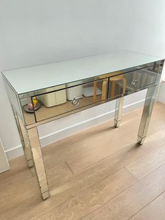 （分類：）位於 。 由 baileypig 提交（商品編號 1337164036，圖片 1）。簡介： 。