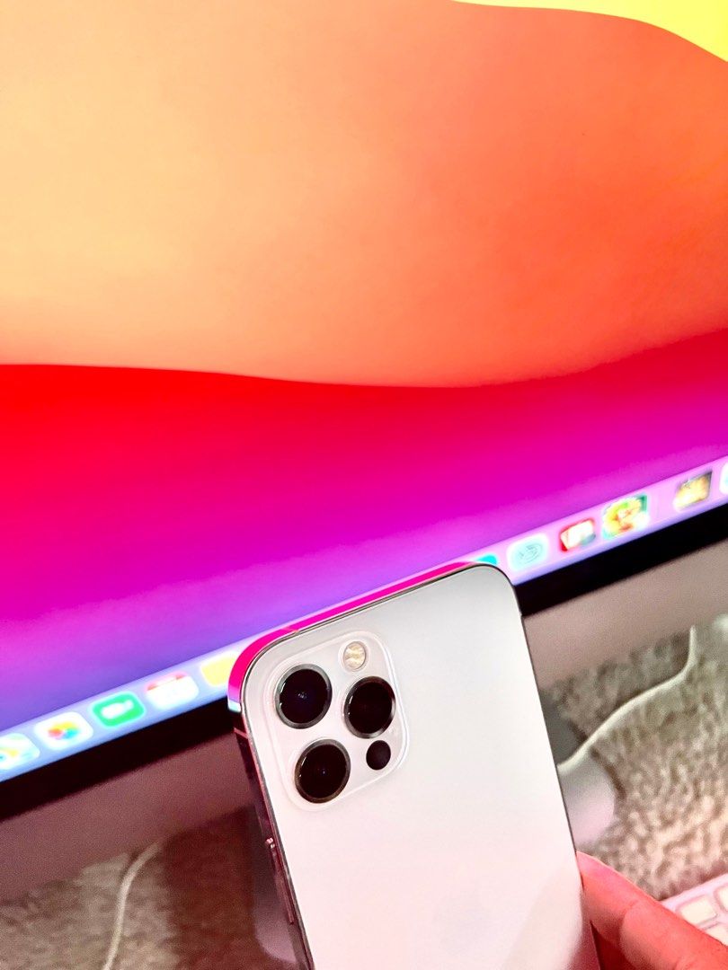 Iphone 12 pro 5g (Category: iPhone 12 Series) located in Indang. Submitted by rosanokarim3 (Listing ID 1337094989, Image 2). Description: IPHONE 12 PRO 128 GB 78% Battery health (normal peak) Matagal padin malowbat (original battery) Supported 5G Internet and One physical sim and can also add eSIM if you want Factory Unlocked (All simcard accepted) No history of repair ( can provide a 3utools test if you want) Truetone and Face Id working No issu