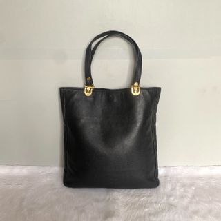 (Category: ) located in . Submitted by great.style.shoppe (Listing ID 1337150122, Image 1). Description: .