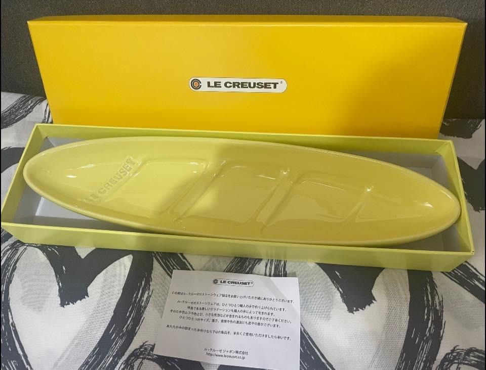 Le Creuset Long dish/plate (Category: Other Kitchenware & Tableware) located in Manila. Submitted by annafinds (Listing ID 1337217642, Image 1). Description: Le Creuset Long dish/plate 💯 authentic With box ₱5,500 .