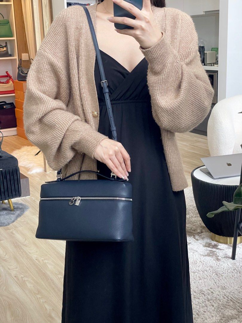 ST152 背アリLoro Piana AB7 OR BB6 2XL Extra Bag L27 Smooth Calfskin Mole/Sun Gold | Shoulder Bags Loro