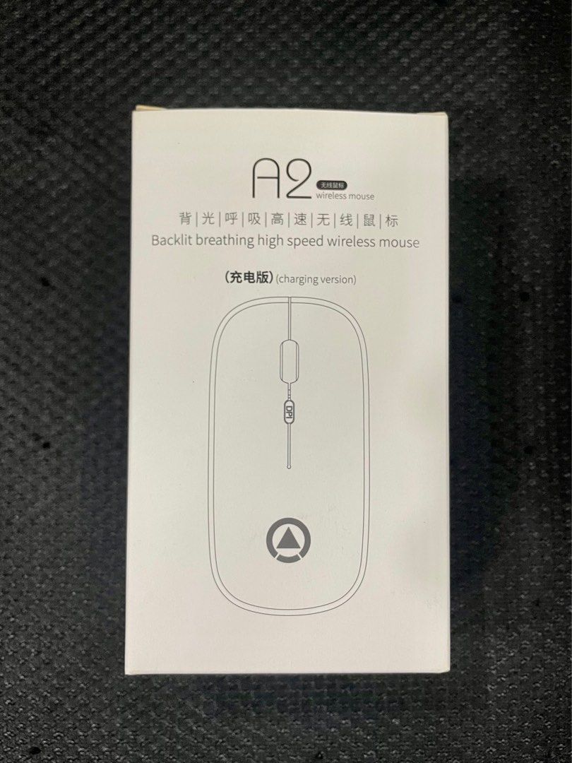 Mouse (wireless) (Category: Mouse & Mousepads) located in Singapore. Submitted by syrawks (Listing ID 1337199522, Image 1). Description: BNIP - Wireless Mouse - Charging type (Not Battery) Self collect near boon lay mrt (or at any mrt but subject to convenience) .