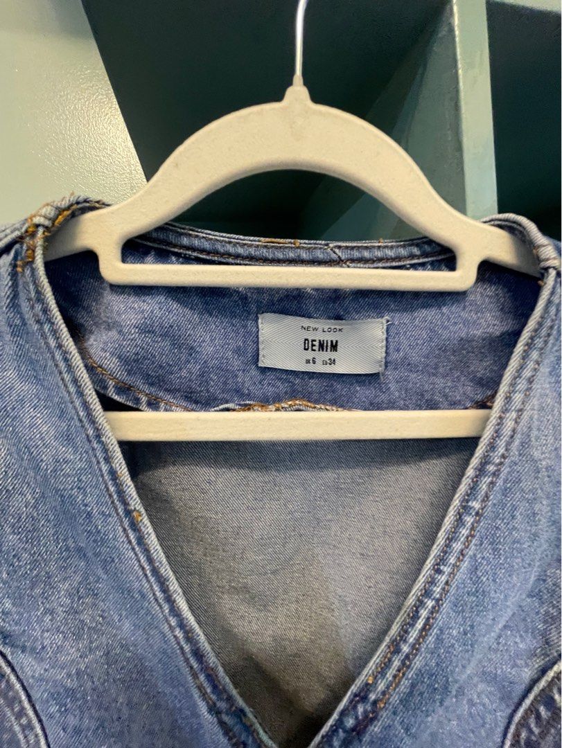 New Look Denim Dress (Category: Dresses) located in Quezon City. Submitted by seriouslydecluttering (Listing ID 1337088740, Image 3). Description: Gifted by my auntie from the UK. Size Uk6 or XS. I gained weight :(.