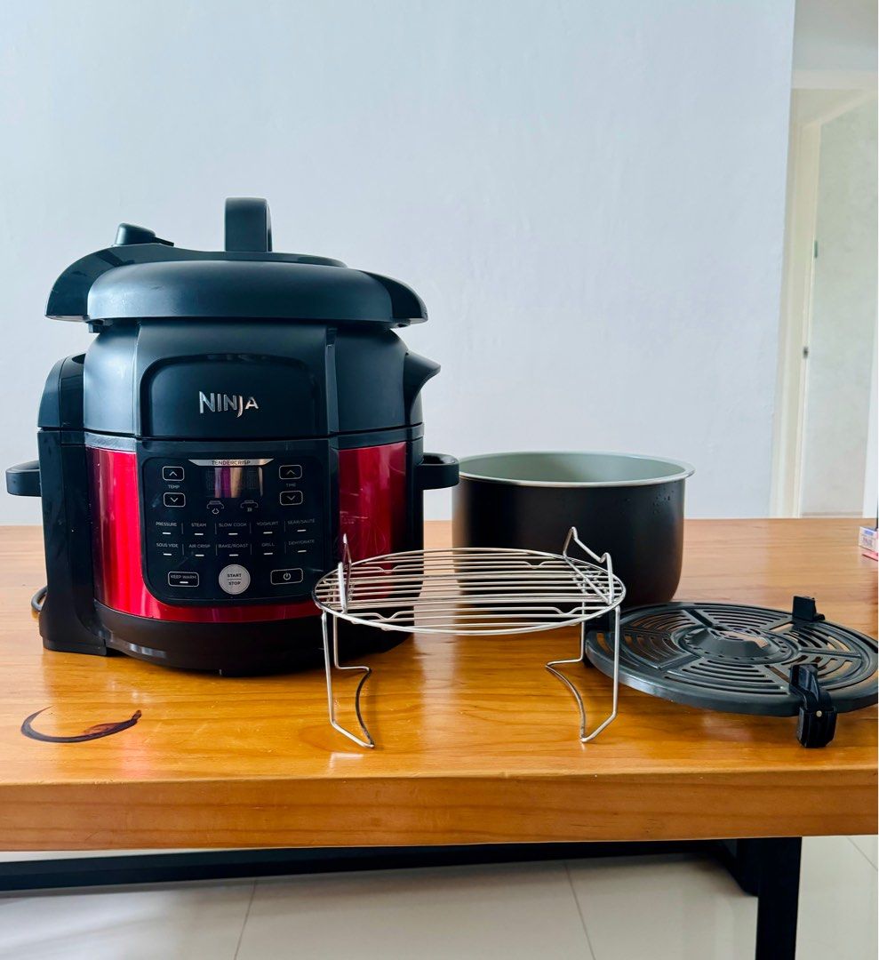 Ninja Foodi 11 in 1 Multi cooker in one pot Pressure cooker Bake Roast Dehydrate Slow Cooker Air Fryer Grill Sear Saute Steam Sous Vide