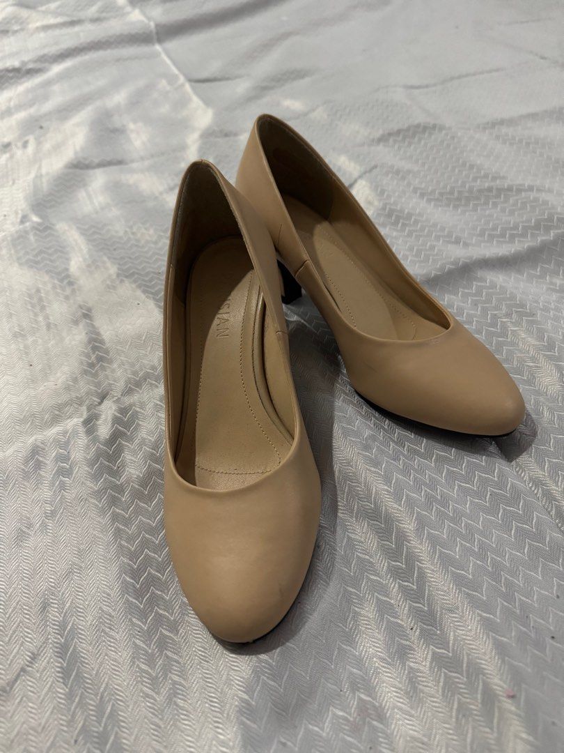 Parisian Closed Shoes (Category: Heels) located in Batangas. Submitted by soaph (Listing ID 1337203518, Image 2). Description: Brand: Parisian Closed shoes with heels Color: beige.