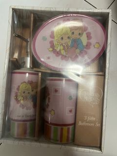 (Category: ) located in . Submitted by eang85 (Listing ID 1337122932, Image 1). Description: .
