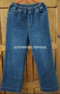 (Category: ) located in . Submitted by sometimes.famous (Listing ID 1337129153, Image 1). Description: .
