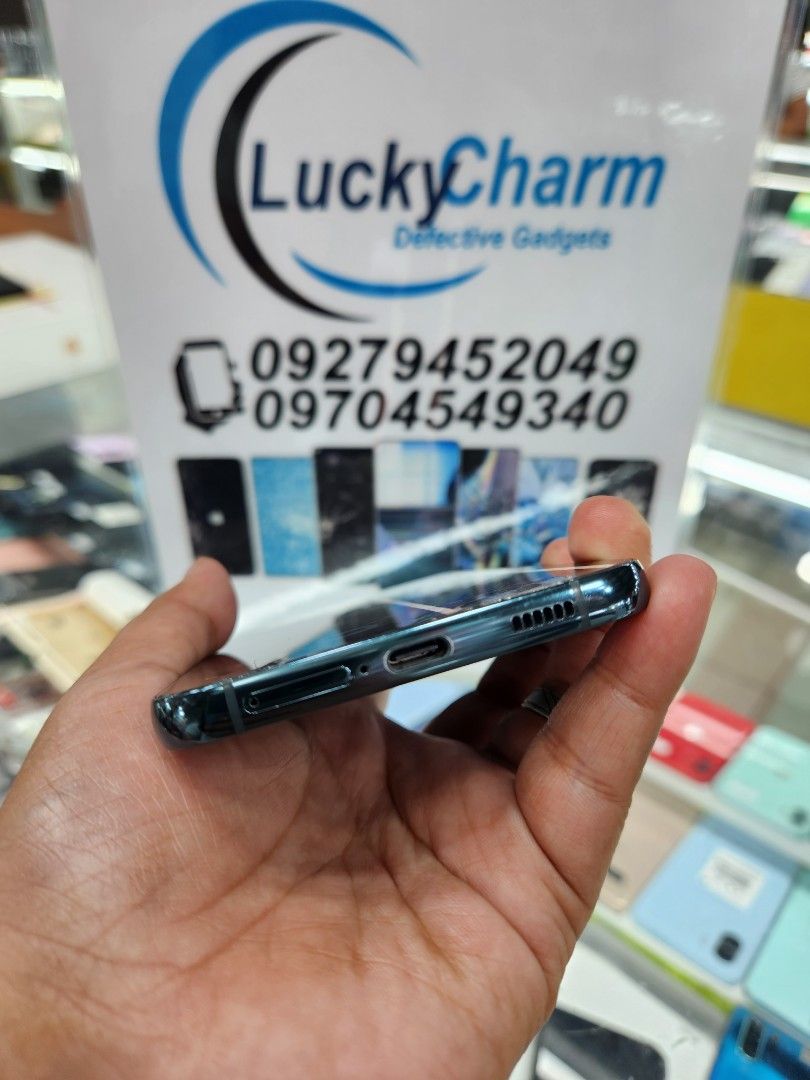 Samsung S22+ 8gb/256gb (Category: Samsung) located in Manila. Submitted by lucky.charm.gadgets (Listing ID 1337214615, Image 3). Description: SAMSUNG S22+ 8gb/256gb (Please research nyo nalang po full specs) LCD ISSUE ,LCD ISSUE !OBVIOUS NA OBVIOUS YUNG ISSUE More Lines at Basag Glass! BAKA MAY GOODS NA LCD KA JAN PEDE NA PANG BO-O NANG UNIT MO NO ACCOUNT .PEDE RIN PANG SPARE PHONE . 🅿️4,999.00 MAGBASA KA MUNA BAGO KA MAG REACT ! Buy at your own
