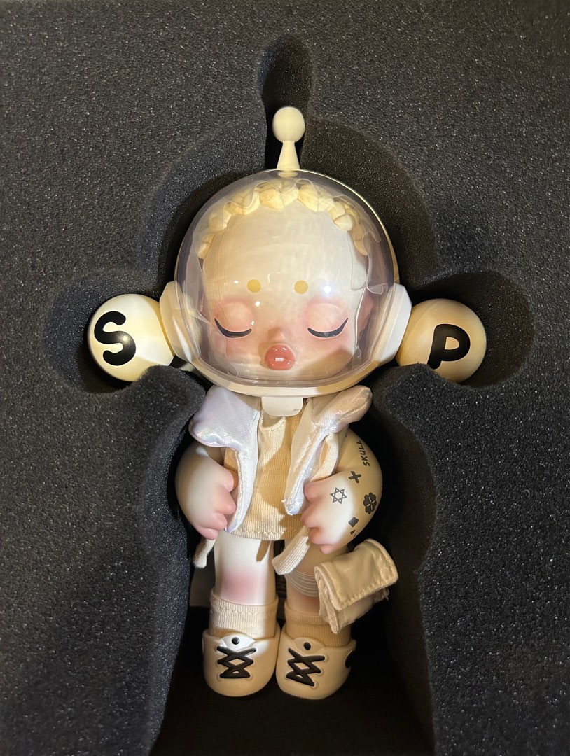 Skullpanda 大娃OOTD 溯光, 書籍、休閒與玩具, 玩具、公仔、桌遊