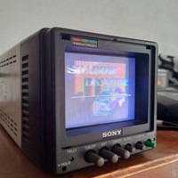 sony pvm 4000p, Elektronik, Lainnya di Carousell