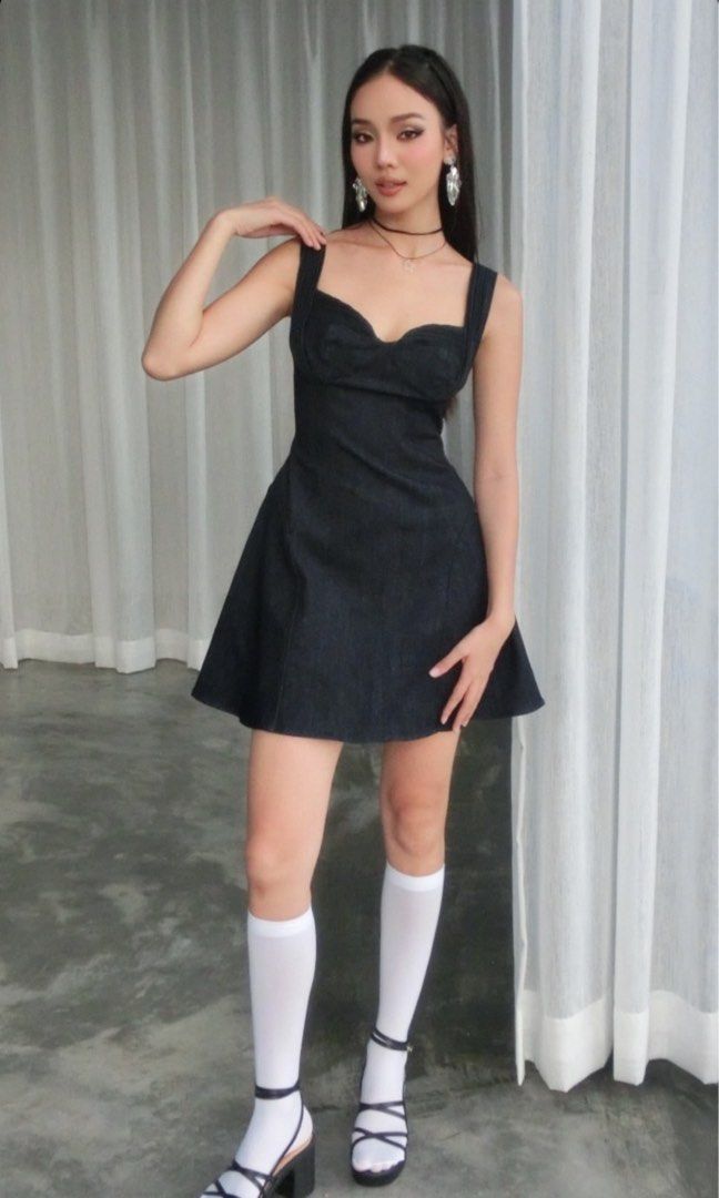 american eagle black and white dress ZARA Black Off The Shoulder Fitted Mini Dress UK S – Reliked main image 1