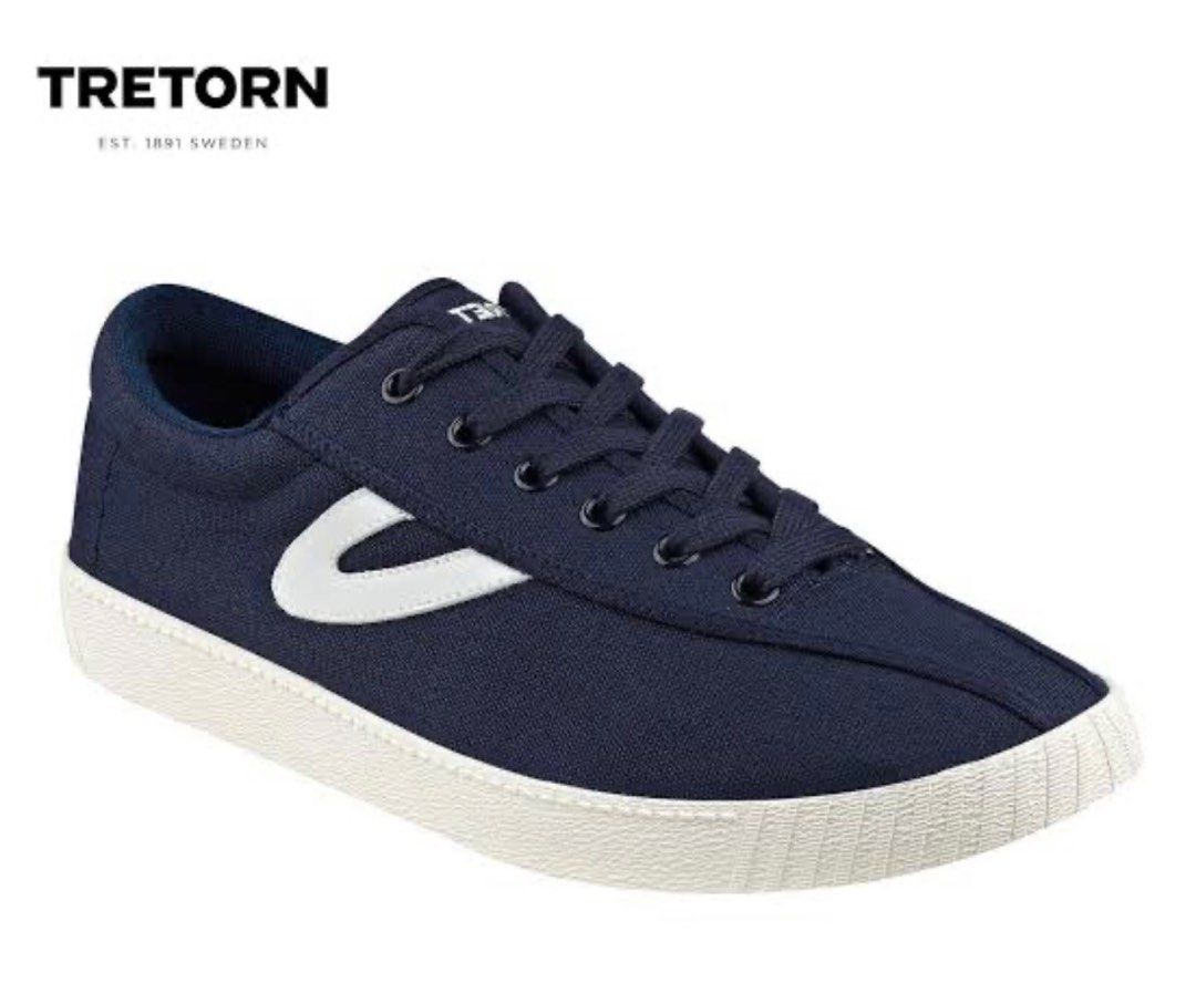 Tretorn Navy Blue - WTNylitePlus (Category: Sneakers) located in Quezon City. Submitted by toffeepottyyy (Listing ID 1337194241, Image 1). Description: Tretorn Navy Blue - WTNylitePlus Used but not abused (natatambak na kaya ibebenta nalang para magamit ng iba) US | 8 UK | 6 EUR | 39.