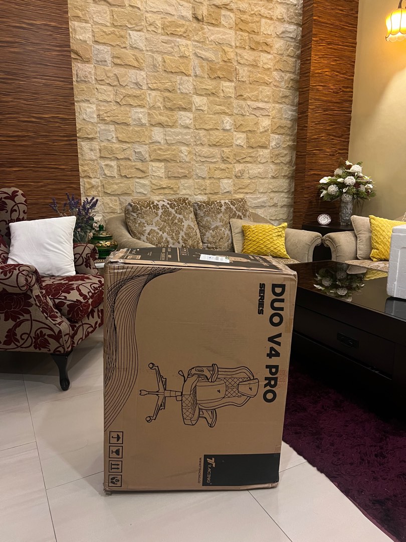 TT Racing Duo V4 Pro + Gaming Mouse, Furniture & Home Living, Furniture ...