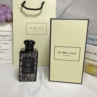 (Category: ) located in . Submitted by perfume.legend (Listing ID 1220493417, Image 1). Description: .