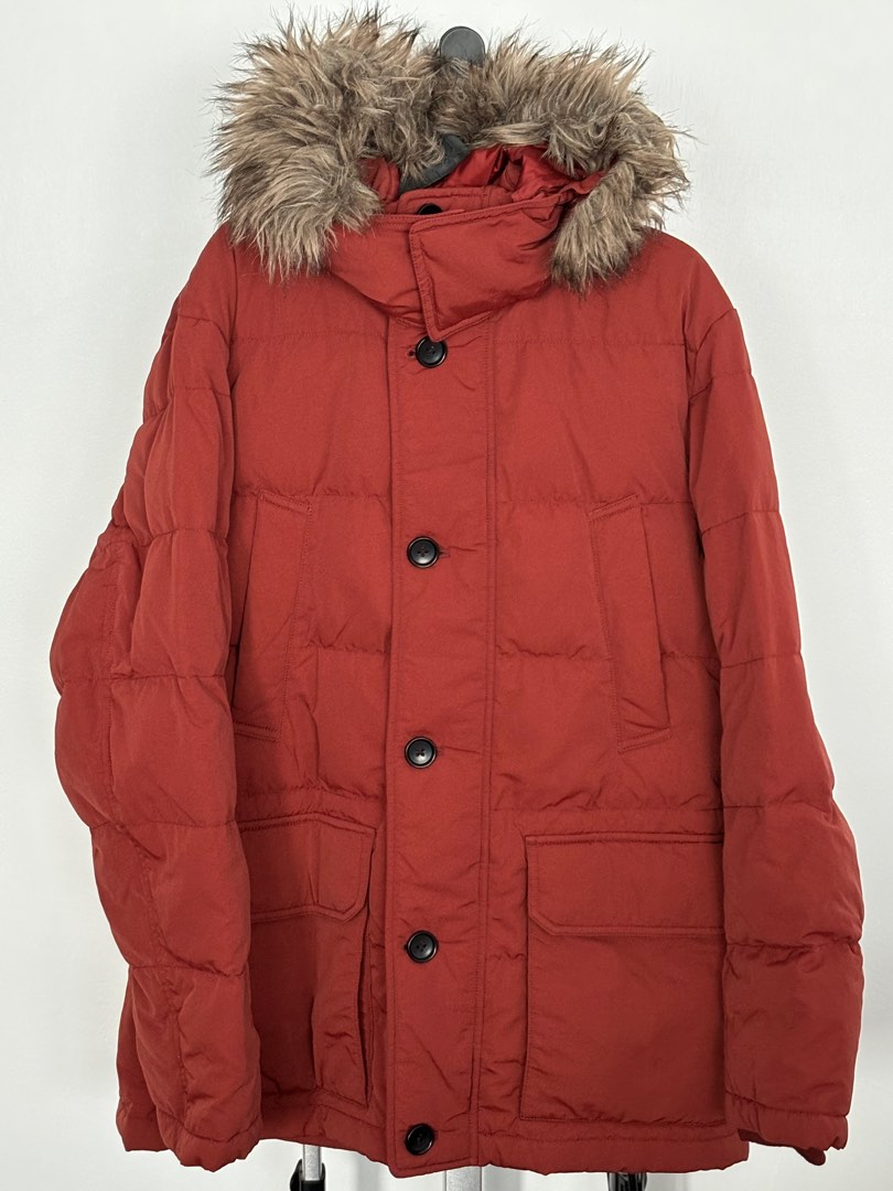 uniqlo_down_jacket_with_fur_ho
