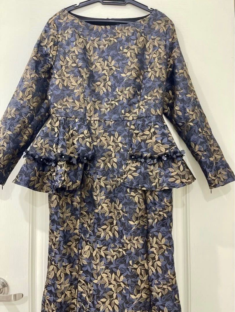 Zalia jacquard peplum kebaya hotsell