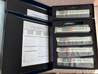 （分類：）位於 。 由 victorlyk 提交（商品編號 1334052706，圖片 1）。簡介： 。