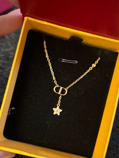 (Category: ) located in . Submitted by allaboutlux (Listing ID 1334151545, Image 1). Description: .