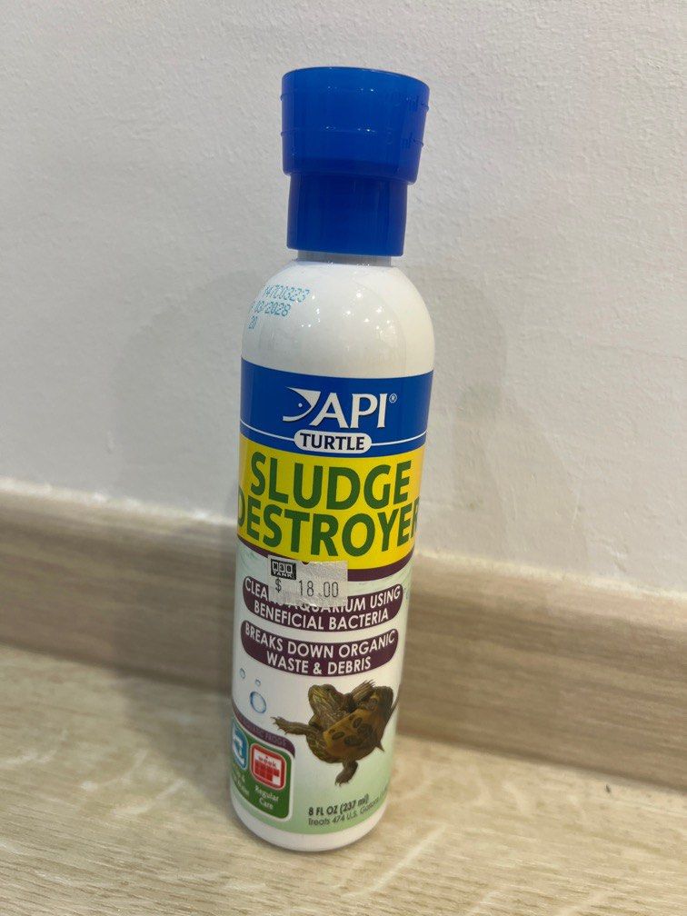 API Turtle Sludge Destroyer (Category: Homes & Other Pet Accessories) located in Singapore. Submitted by juanlemongin (Listing ID 1334065253, Image 1). Description: Selling API Turtle Sludge Destroyer, more than half full. Bought at $18. Used abit only, no use for it as I gave my turtles away this month. It is very effective in getting kid of the smell, and breaks down organic waste and debris to keep the tank clean. Please self collect at 120, B