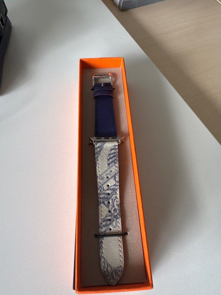 Apple watch luxury strap 2025