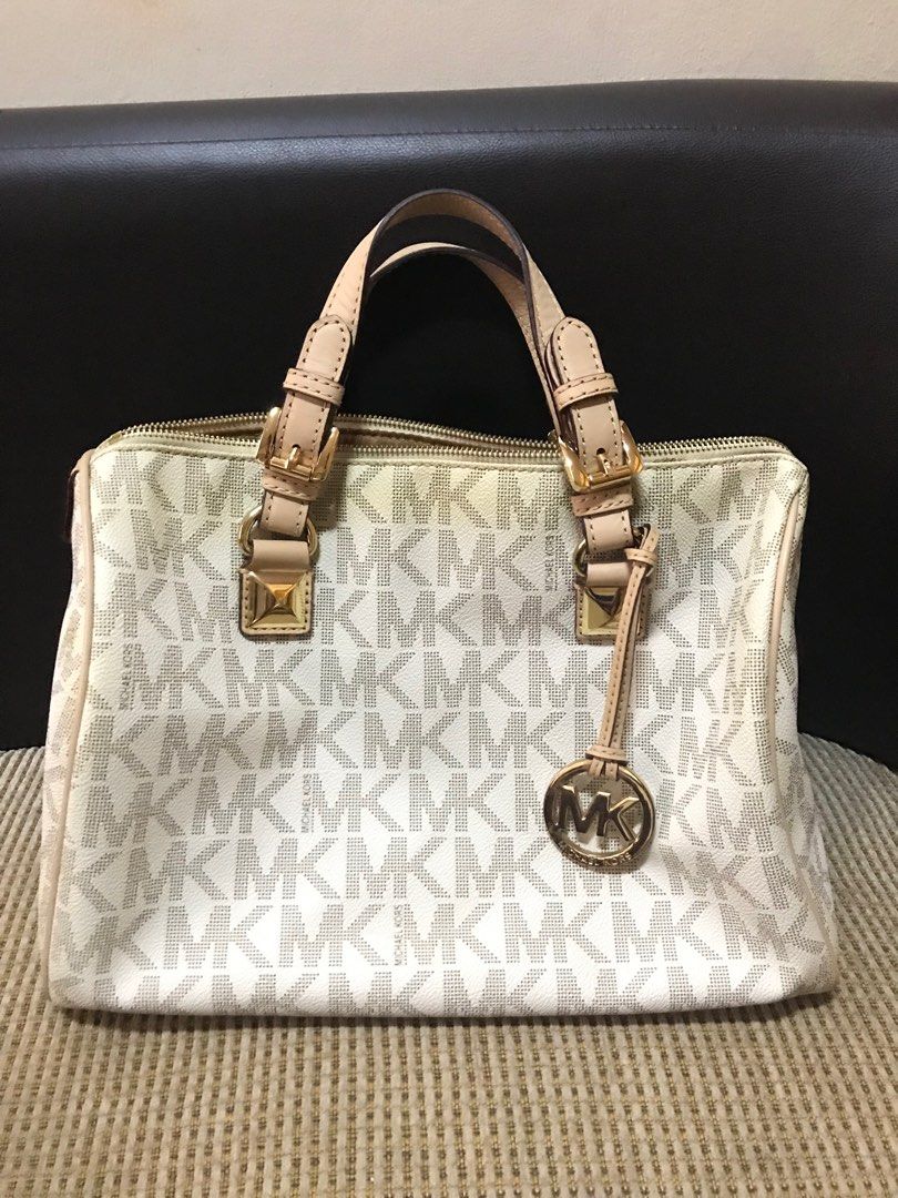Authentic mk same bags